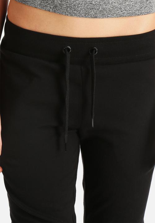 ONLY Play - Lina Sweat Knickers