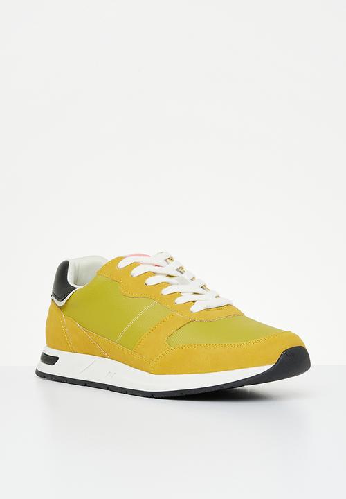 Call It Spring - Aquila slip on - yellow