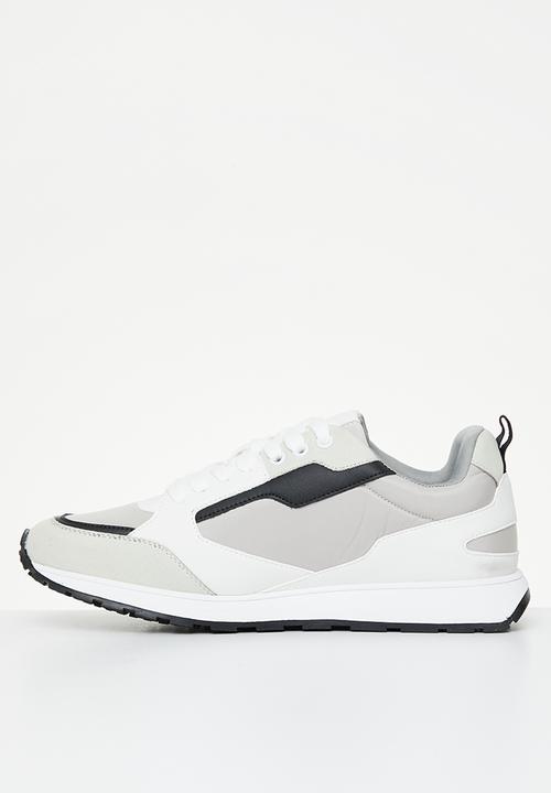 Call It Spring - Ashe slip on - other white