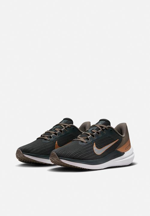 Nike - Nike Winflo 9