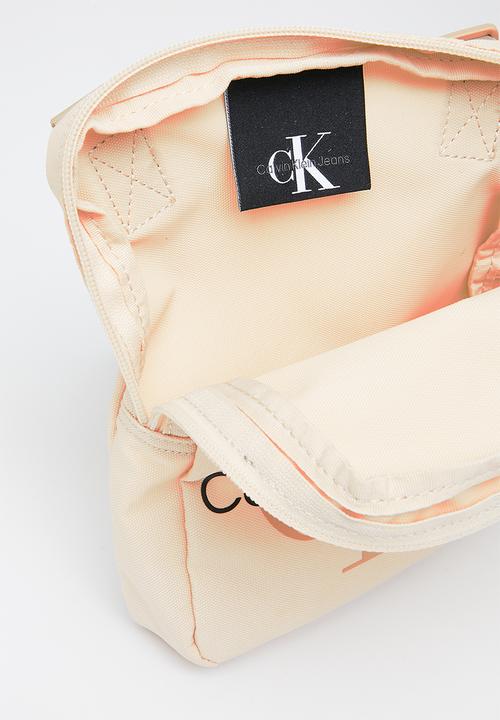 Calvin Klein - Sport essentials reporter - tuscan beige