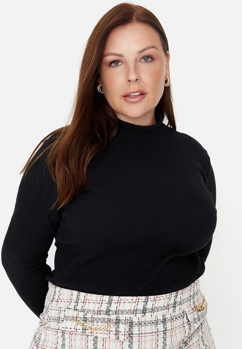 Trendyol - Plus turtleneck top - black