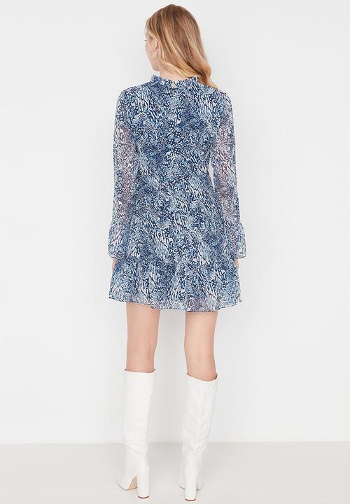 Trendyol - High neck print dress - blue