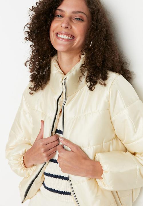 Trendyol - Puffer jacket - beige