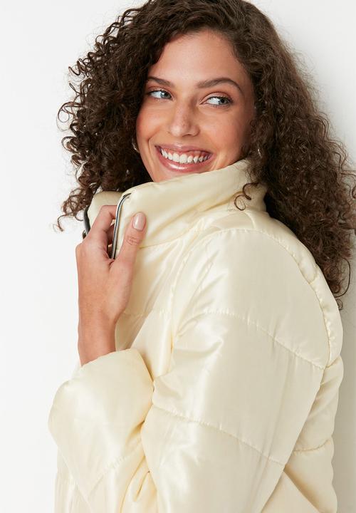 Trendyol - Puffer jacket - beige