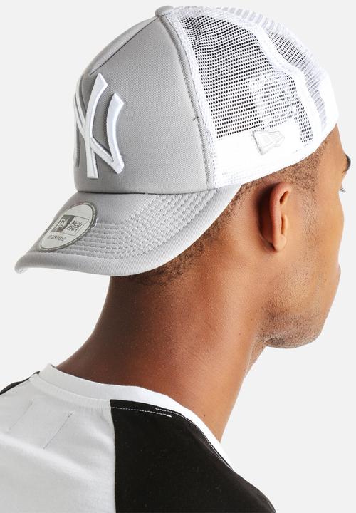 New Era - Trucker NY Yankees - grey & white 