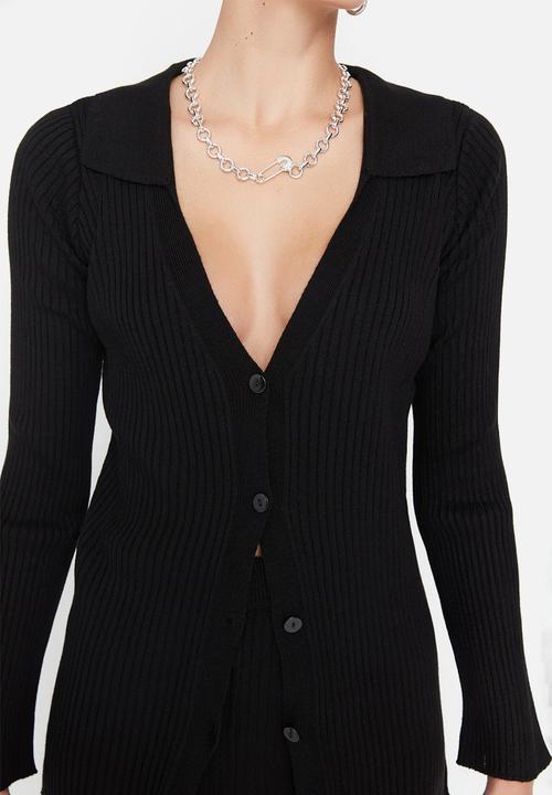Trendyol - V neck button front two-piece set - black
