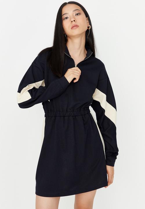 Trendyol - Colour block a-line dress - navy