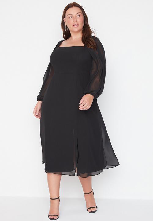 Trendyol - Plus square neck slit chiffon dress - black