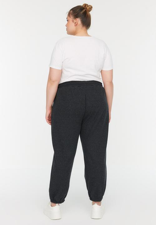Trendyol - Plus jogger sweatpants - black