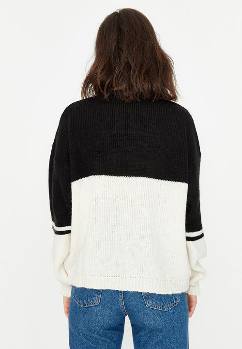 Trendyol - Colour block knit sweater - black
