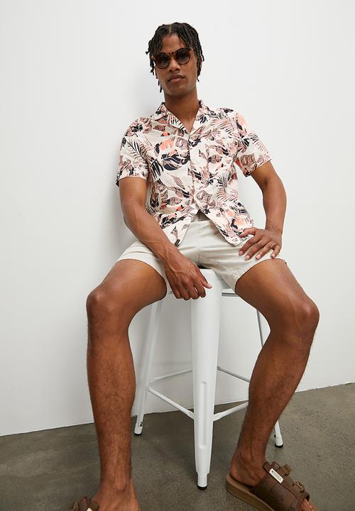 STYLE REPUBLIC - Regular fit floral print short sleeve reverse collar shirt - multi