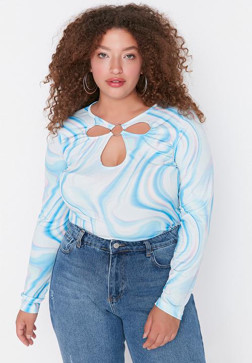 Trendyol - Plus patterned cutouit detail top - blue