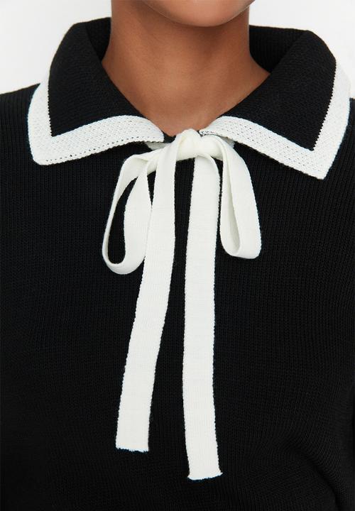 Trendyol - Polo collar with bow sweater - black
