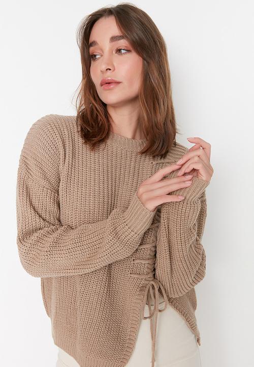 Trendyol - Lace detailed knit sweater - beige