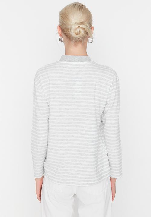 Trendyol - Striped high collar basic T-shirt - grey