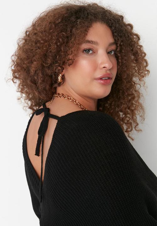 Trendyol - Plus wrap sweater - black