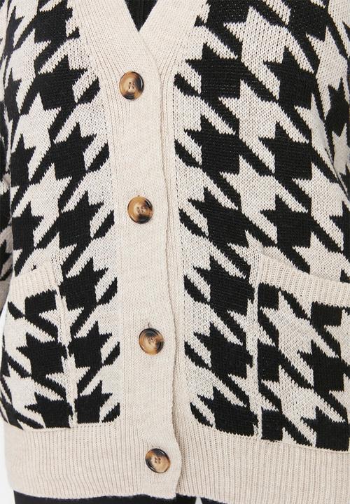 Trendyol - Plus houndstooth buttoned cardigan - black