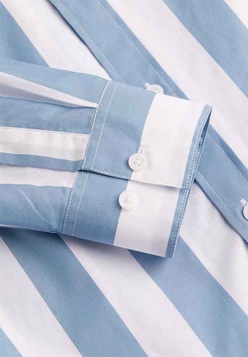 H&M - Regular fit shirt - light blue & white striped