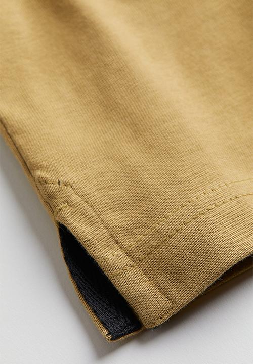 H&M - Oversized fit cotton polo shirt - mustard yellow/flower 