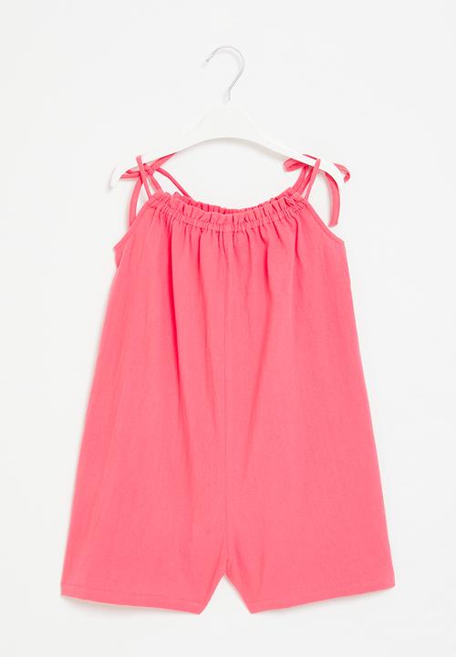 Superbalist - Summer strappy playsuit - pink