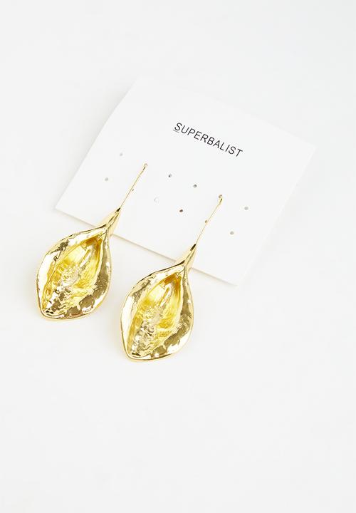 Superbalist - Rue statement earrings - gold