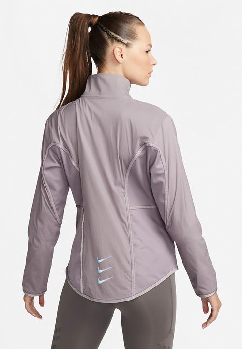 Nike - W nk sf run dvn jkt - purple smoke/black