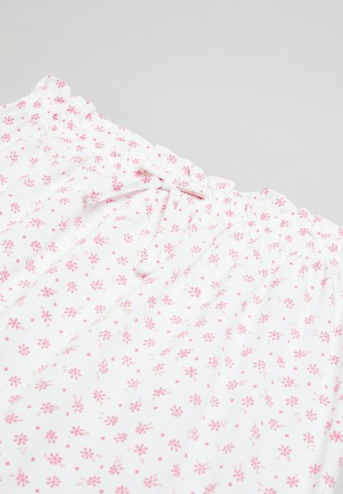 Superbalist - Printed tee & skirt set - white & pink
