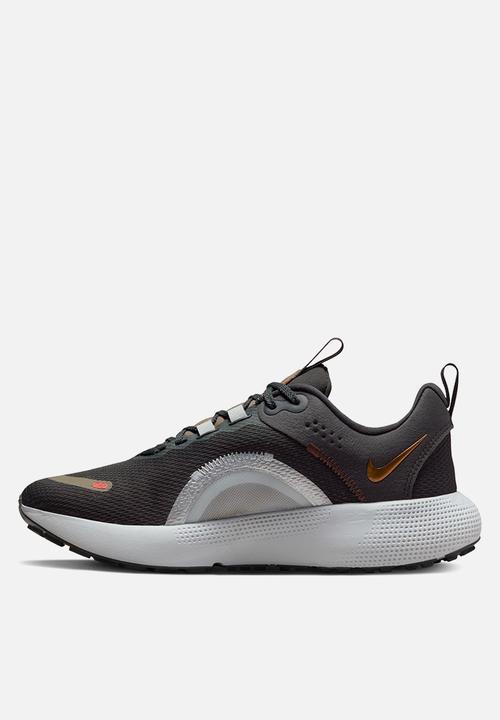 Nike - Nike Escape Run 2