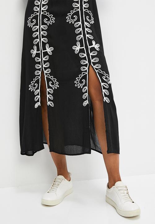 edit - Embroidered boho kaftan dress - black