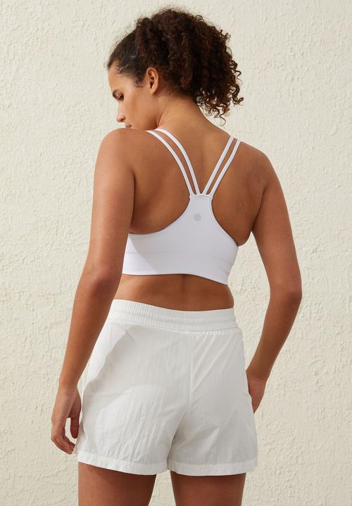 Cotton On - Seamless strappy back crop - white