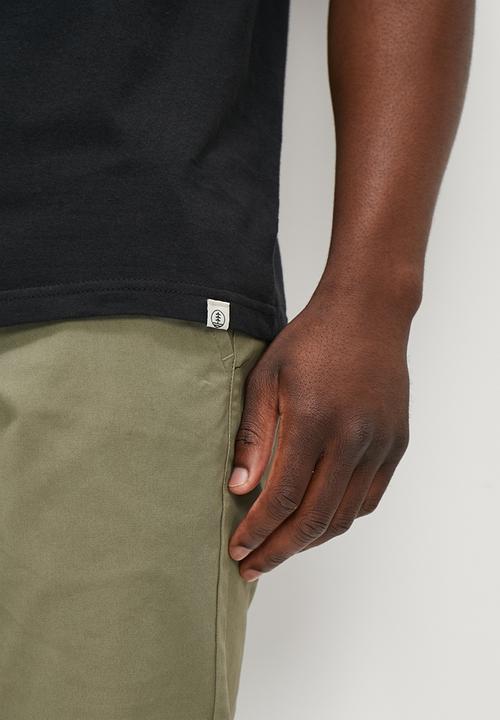 Lark & Crosse - L&c chest logo tee - black