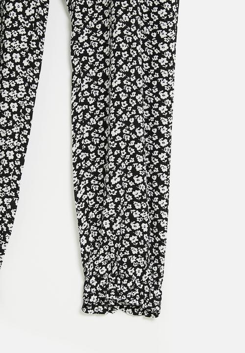 HAILYS - Lg v tr roxy - black flower
