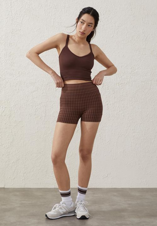 Cotton On - Seamless shortie short - cedar brown jacqaurd