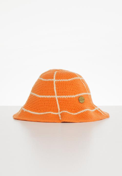 Simon and Mary - Crochet bucket hat - orange