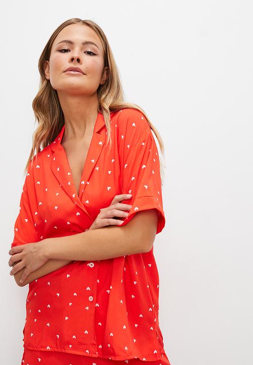 Blake - Short sleeve top & pants set - red base hearts