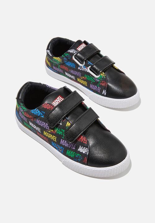Cotton On - Licensed double strap trainer - lcn mar marvel logo/multi repeat