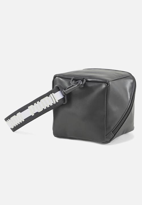 PUMA - Prime time cube wristlet - puma black