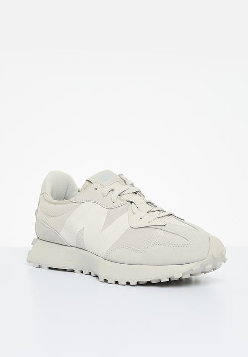 New Balance  - Stealth - sea salt (108)