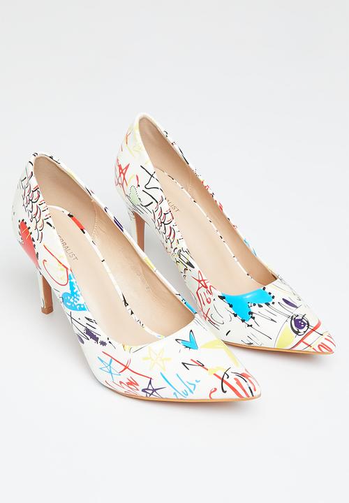 Superbalist - Cory print closed back court - white