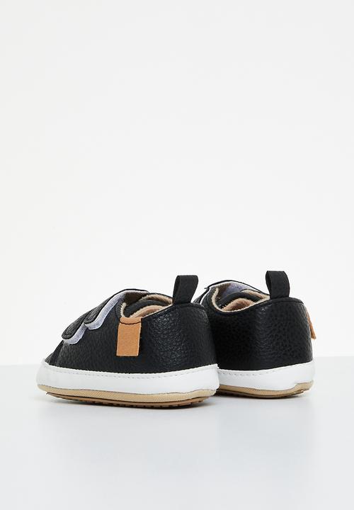 Pop Candy - Velcro strap soft sole shoe - black