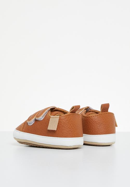 Pop Candy - Velcro strap soft sole shoe - brown