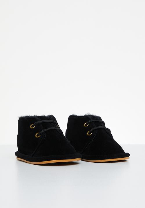 Pop Candy - Baby booties with faux fur - black