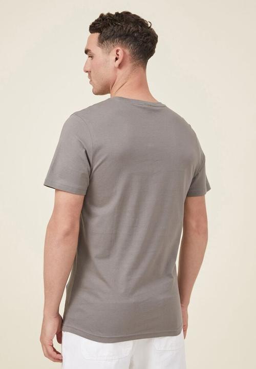 Cotton On - Tbar text T-shirt - slate stone/tokyo kyoto