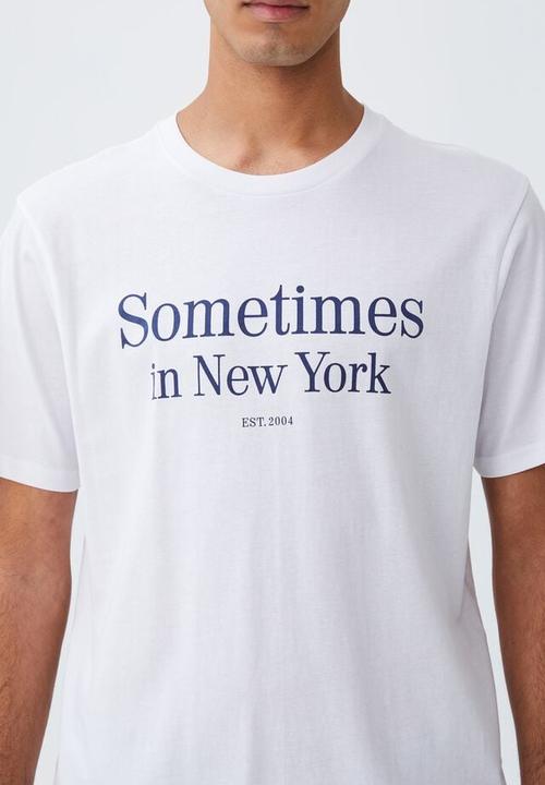 Cotton On - Tbar text T-shirt - white/sometimes in new york serif