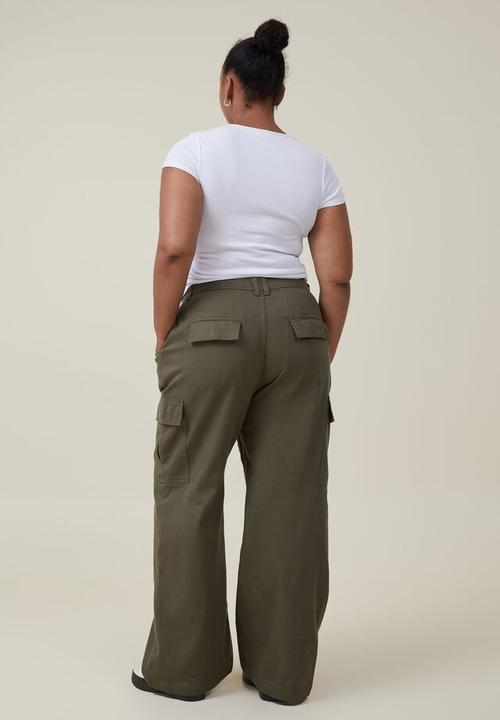 Cotton On - Curve bobbie cargo pant - soft olive