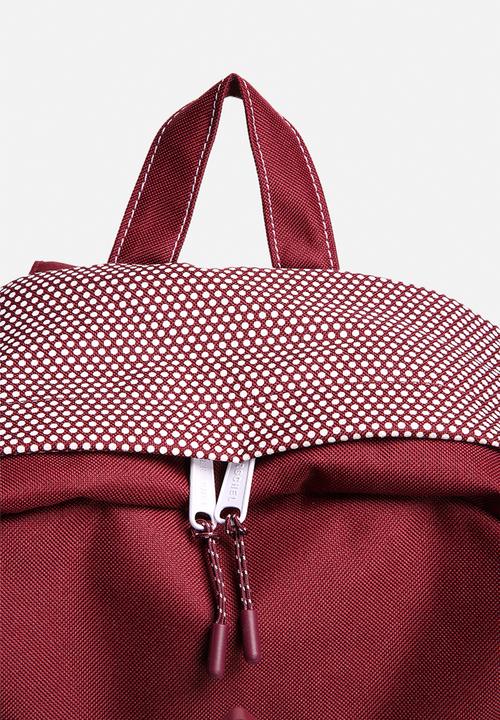 Herschel Supply Co. - Heritage