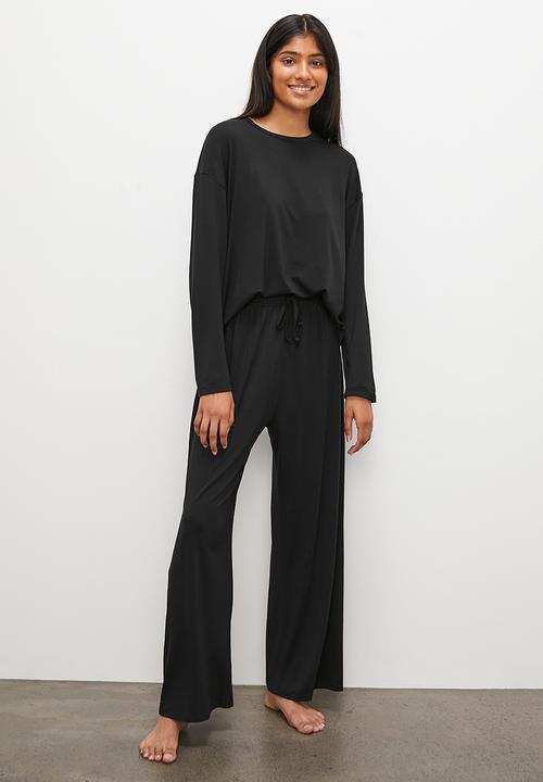 Superbalist - Long sleeve knit top & pant set - black