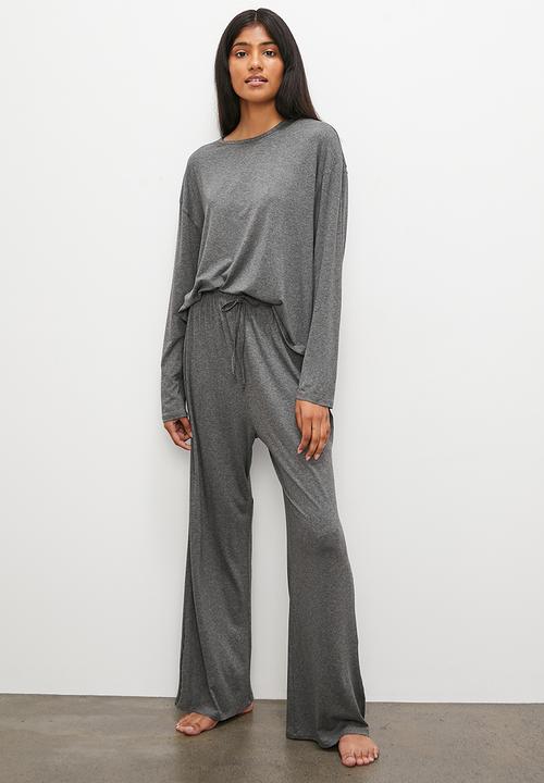 Superbalist - Long sleeve knit top & pant set - charc mel