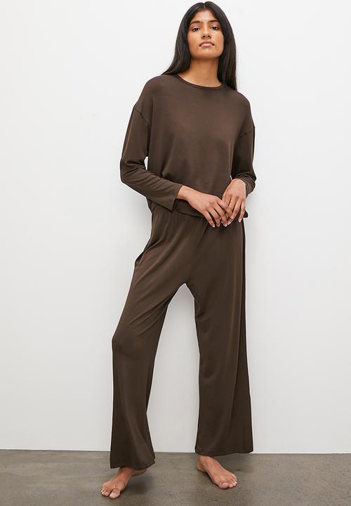 Superbalist - Long sleeve knit top & pant set - choc